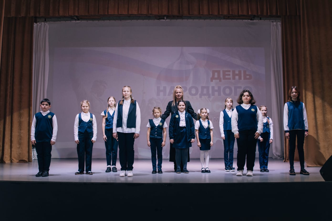 Первое выступление школьного хора «Мелодика».